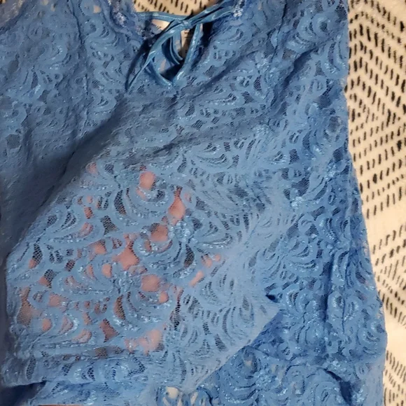 Blue nightie - Picture 4 of 7